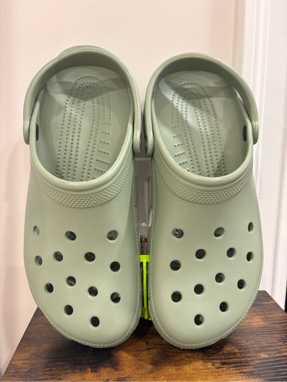 Brand new Unisex Crocs Classic Waterproof Marble Clog Shoes Size: m11